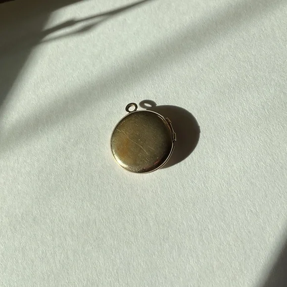 Black Hills Gold Locket - Picture 3 of 8